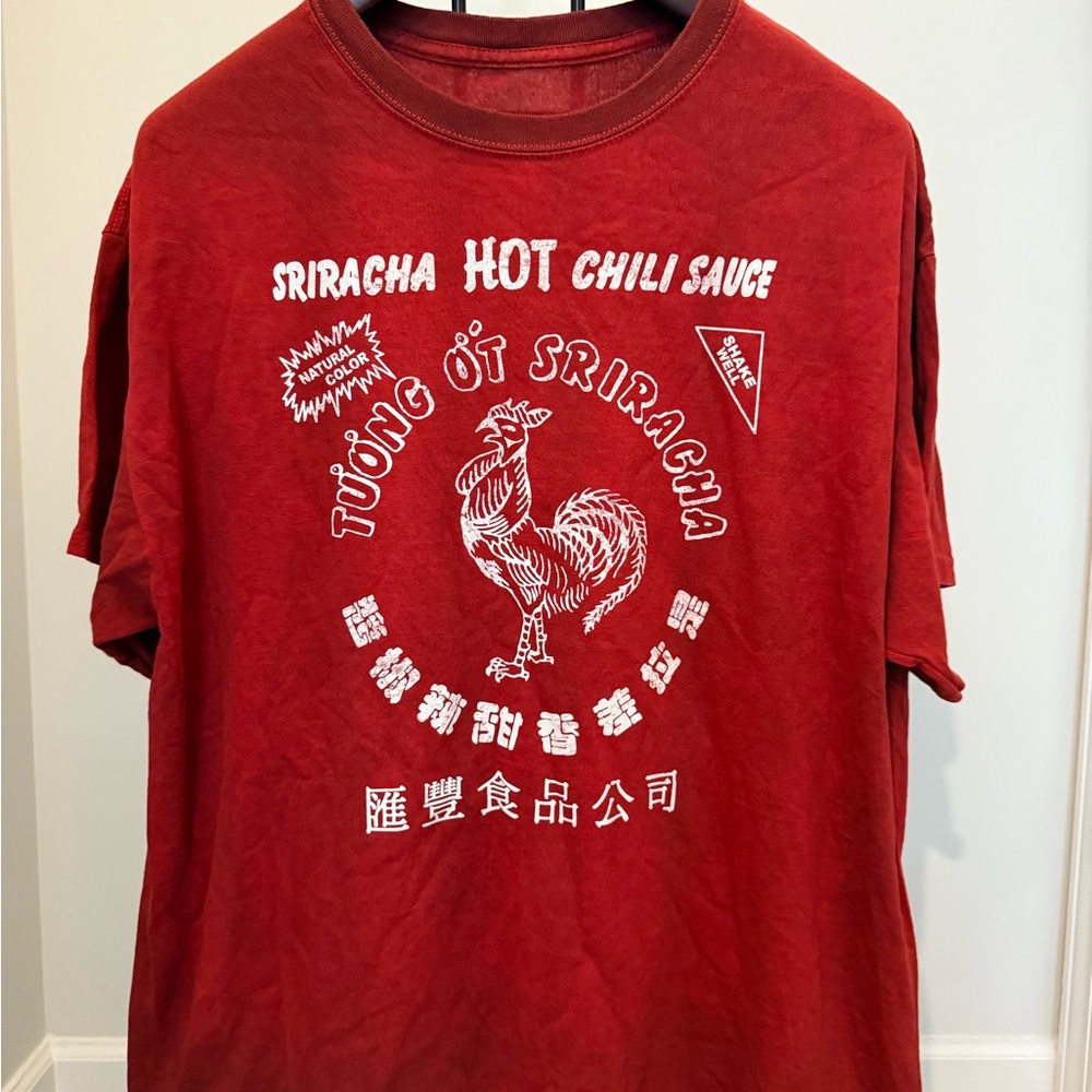 Sriracha Red Graphic Tee - Short Sleeve